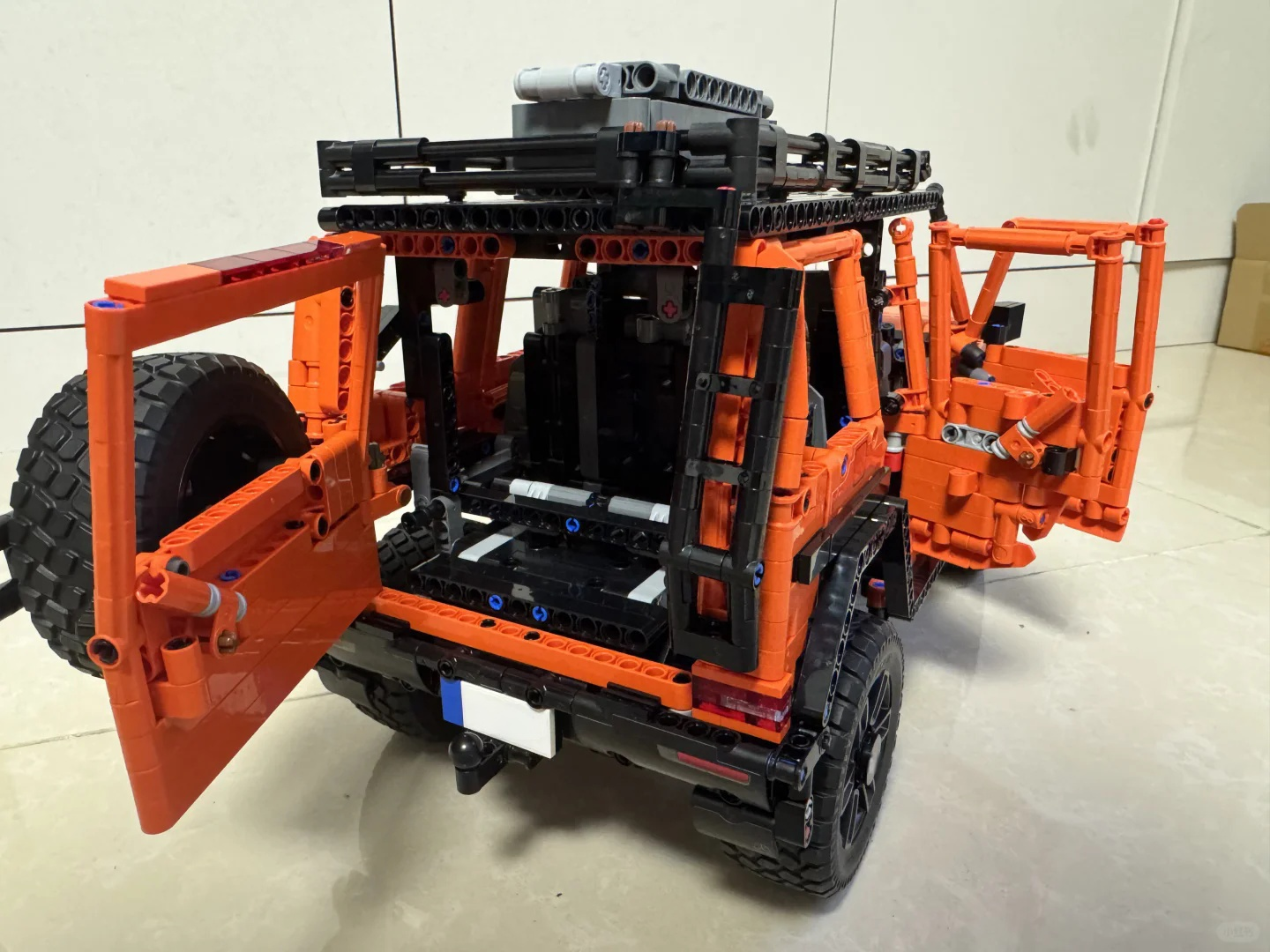 New MOC Orange Car Model Build – Car Accessories Oman recenzja i cena