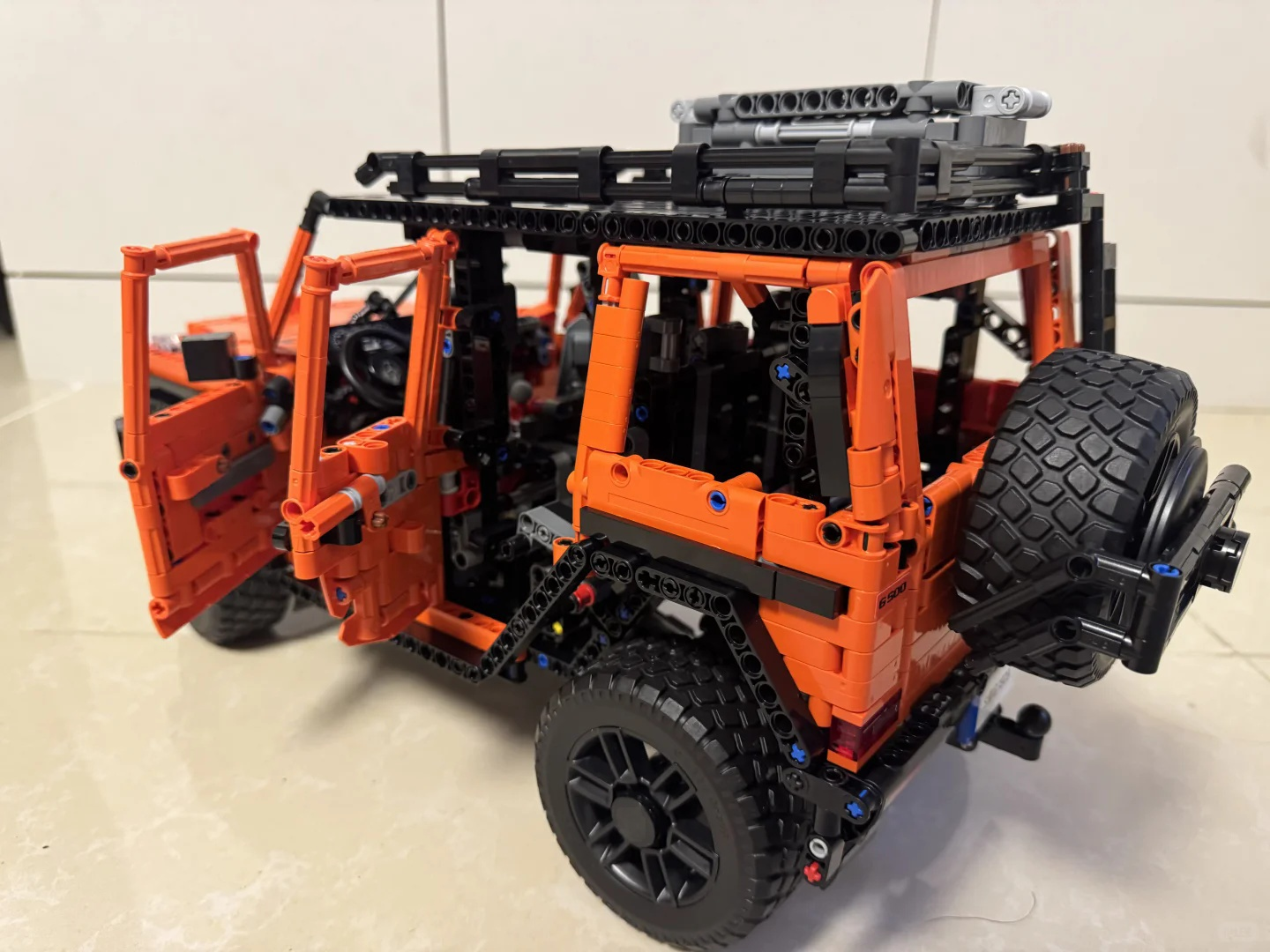 New MOC Orange Car Model Build – Car Accessories Oman recenzja i cena